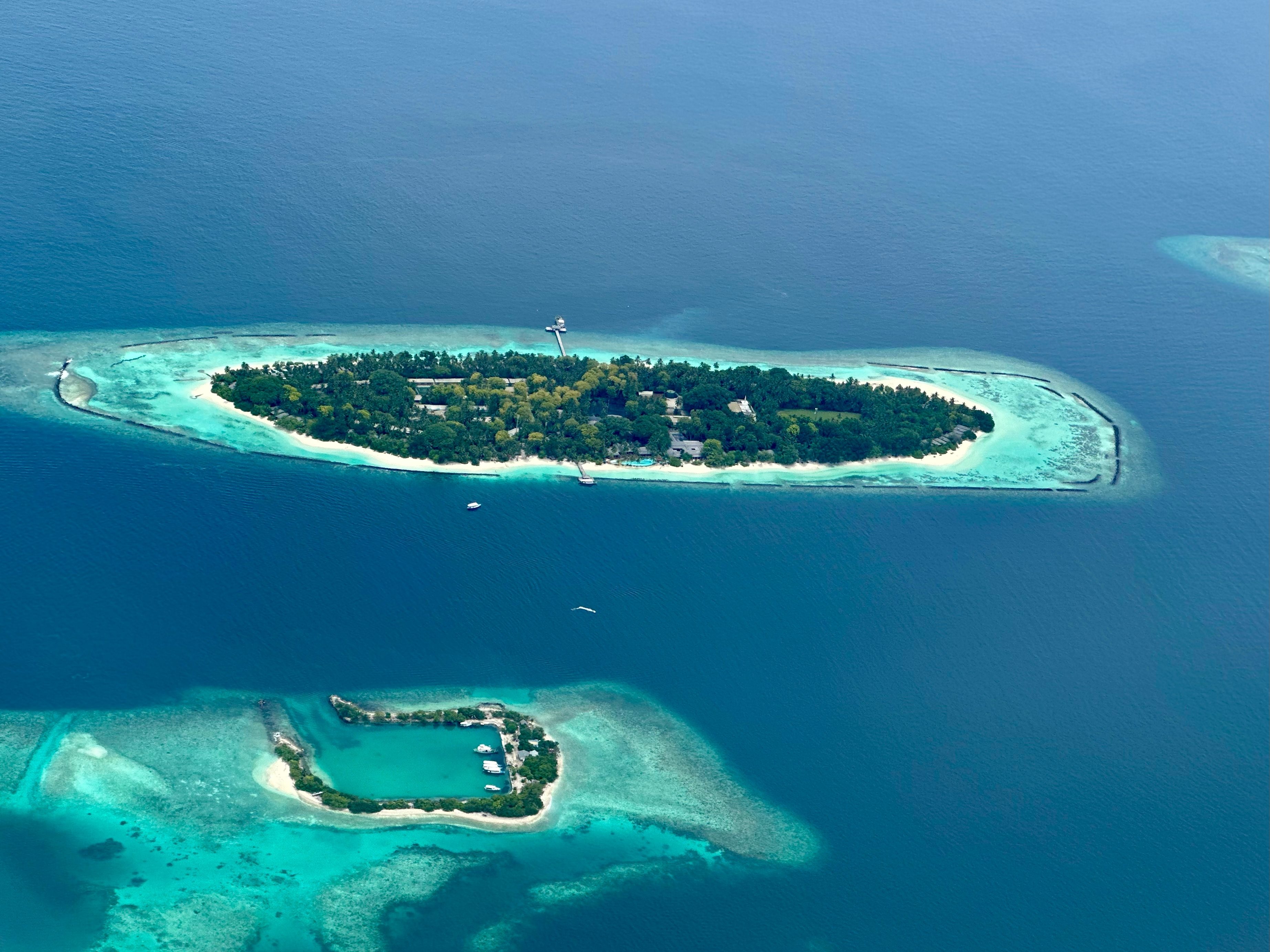atoll royal island