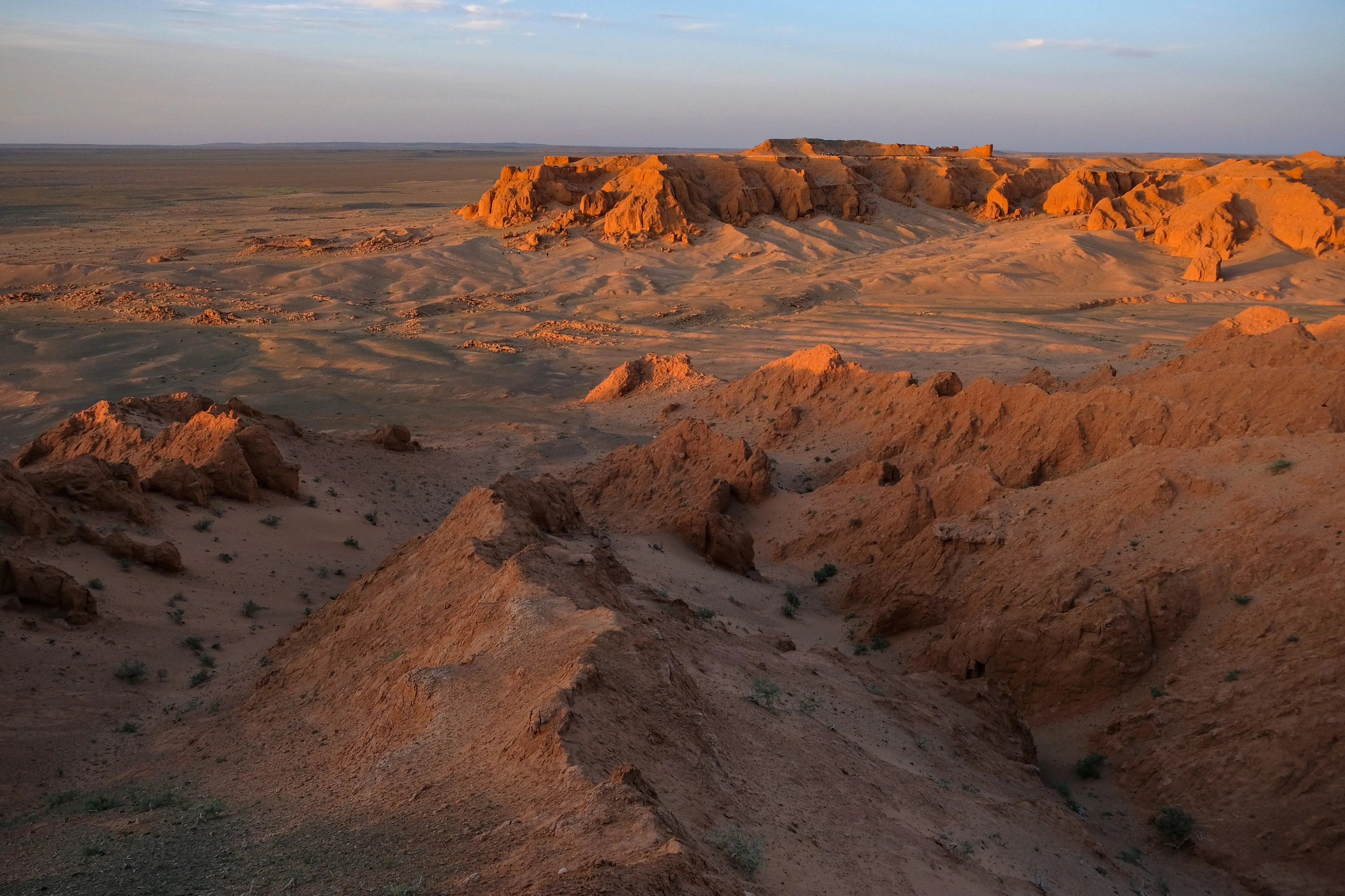 flaming cliffs in mongolia