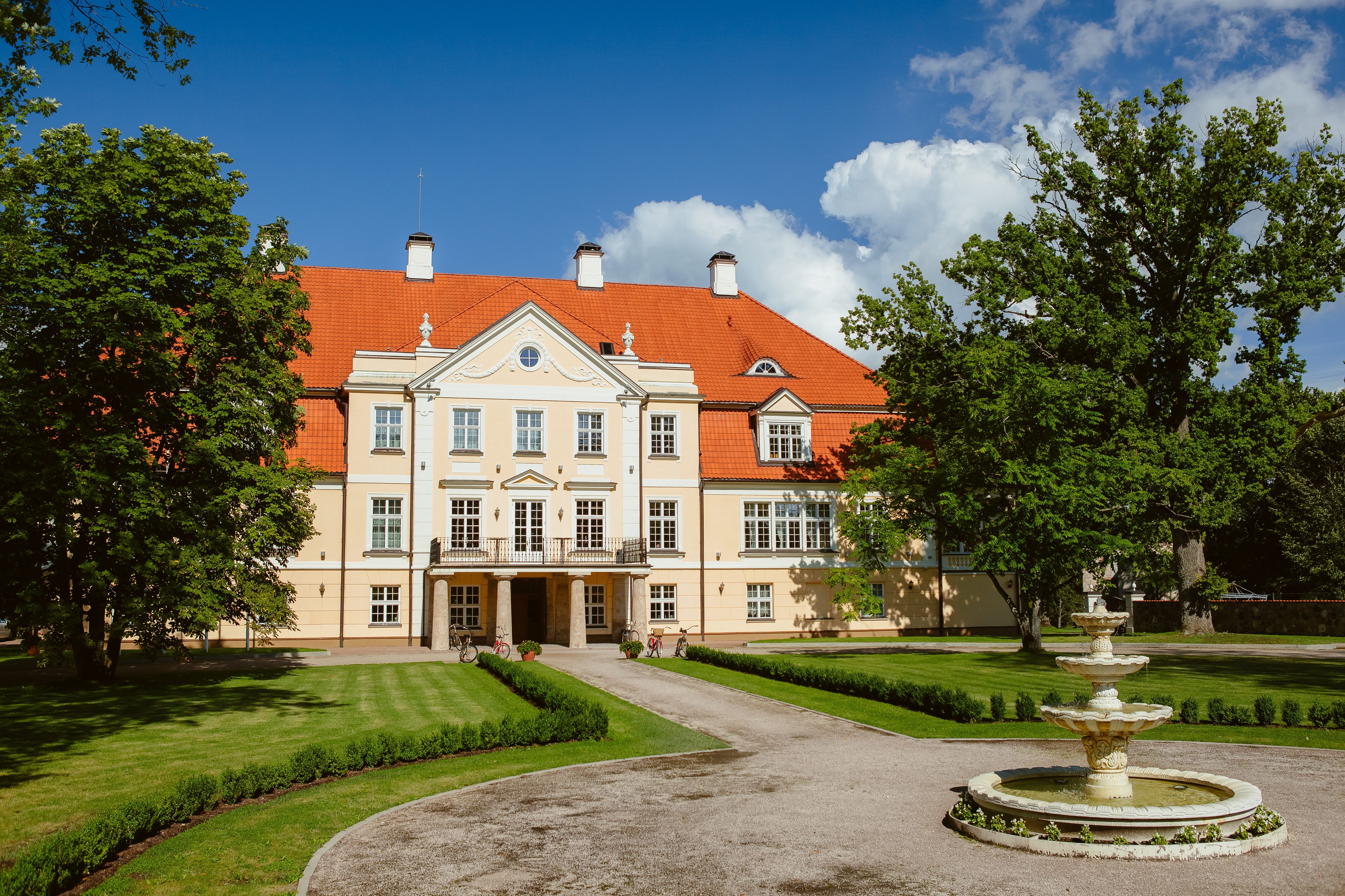 Malpils manor