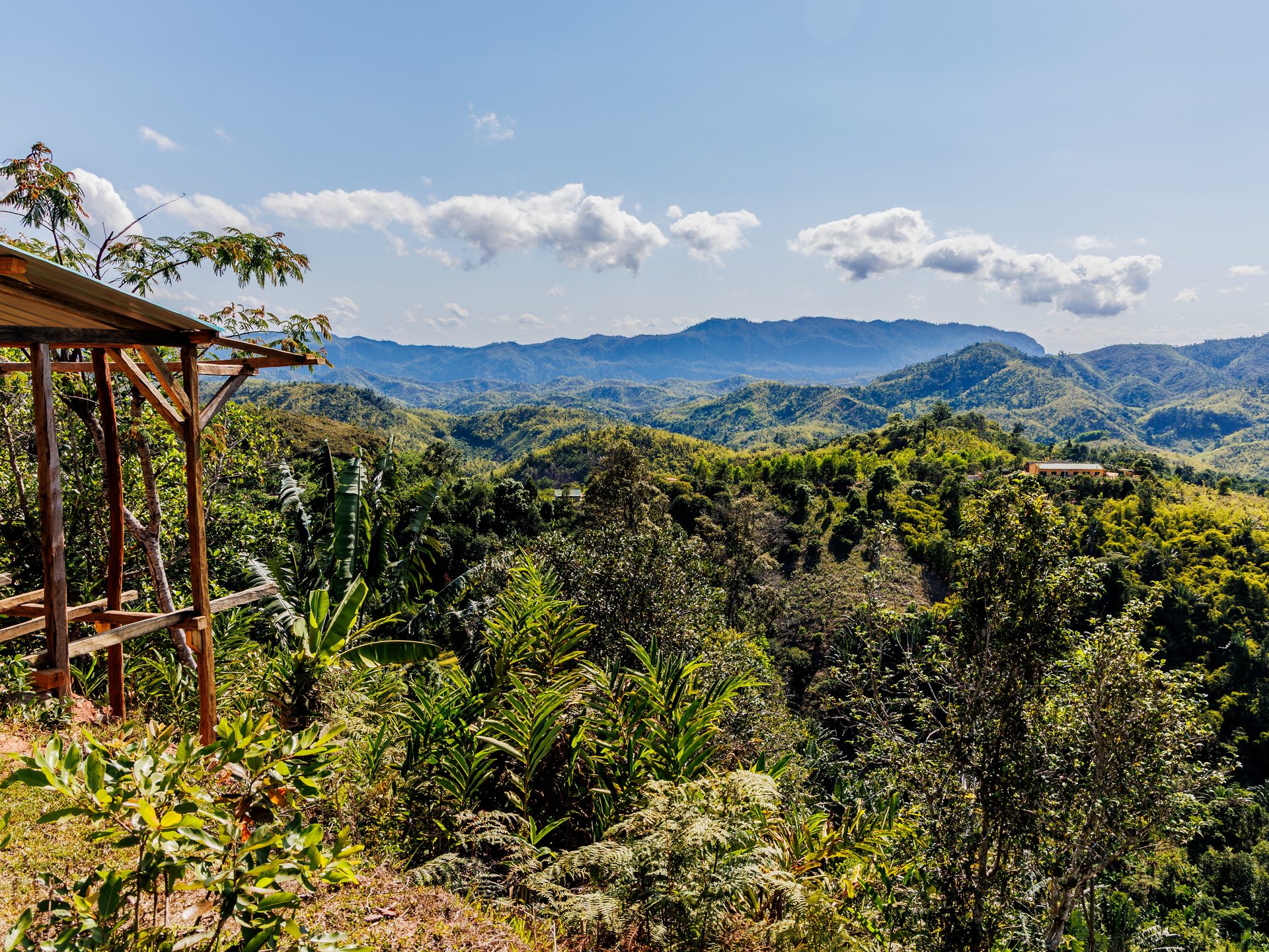 acommodation sideview