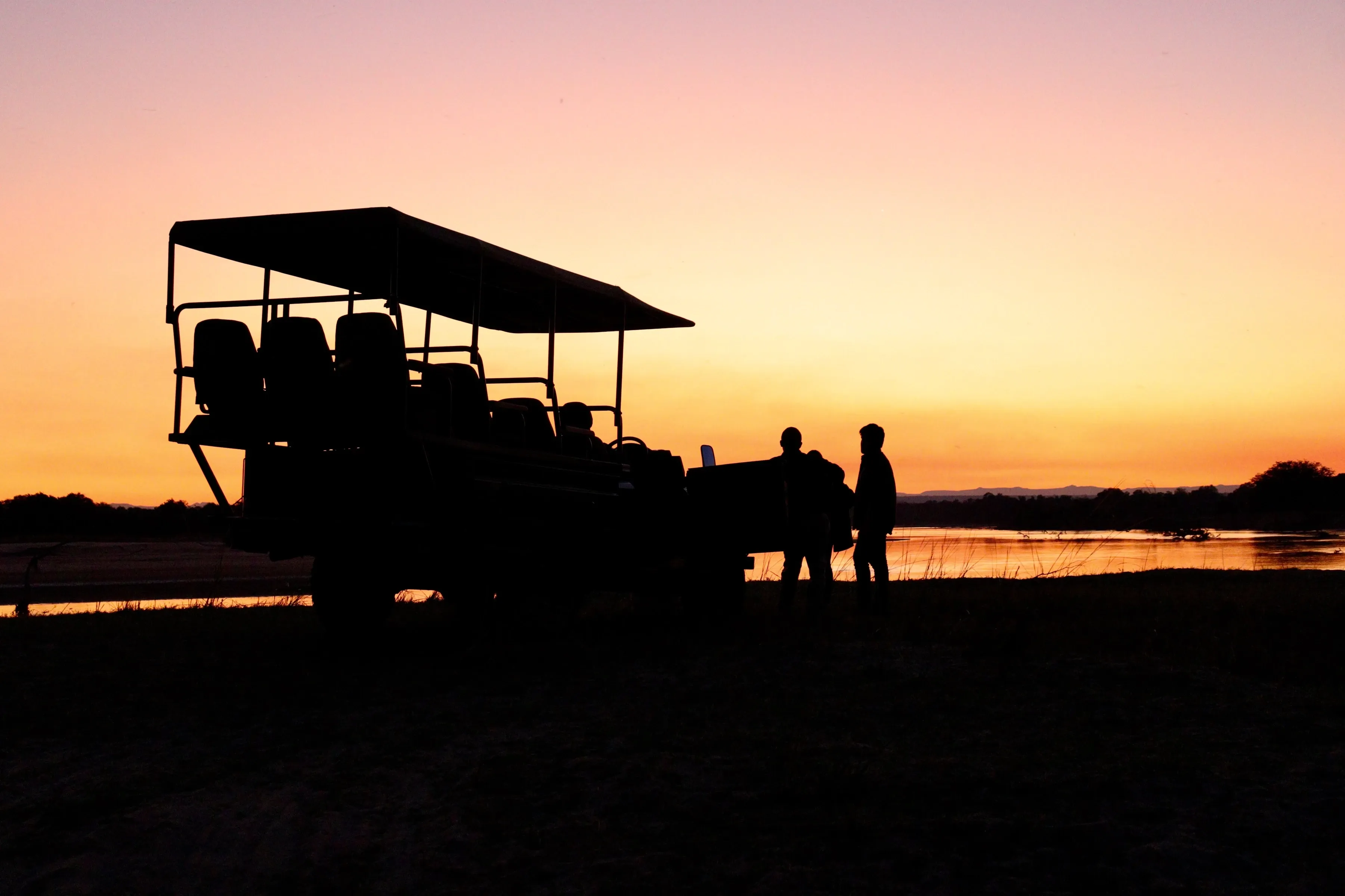 Pirschfahrt zum Sonnenuntergang in Sambia