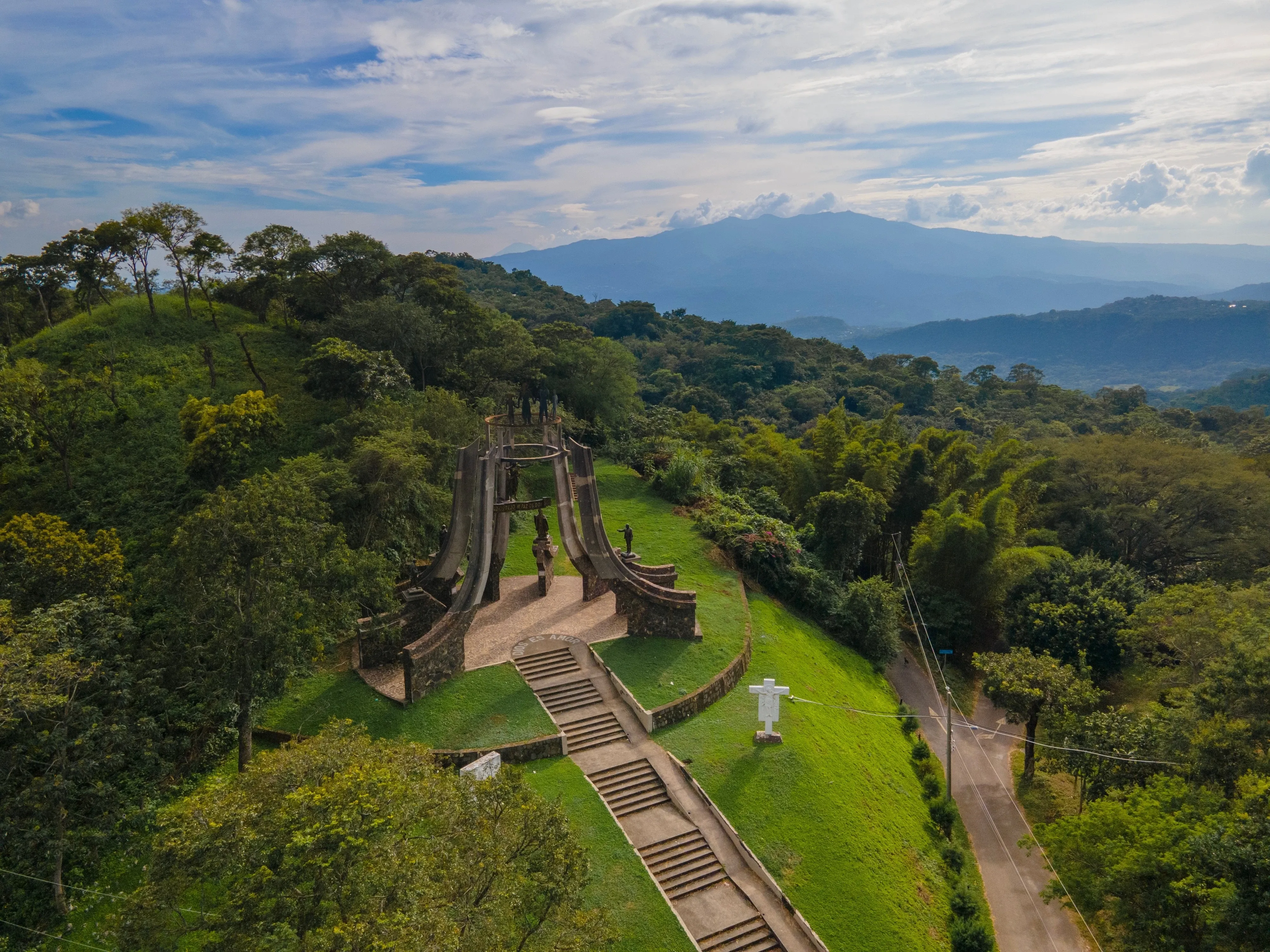 El Salvador monument