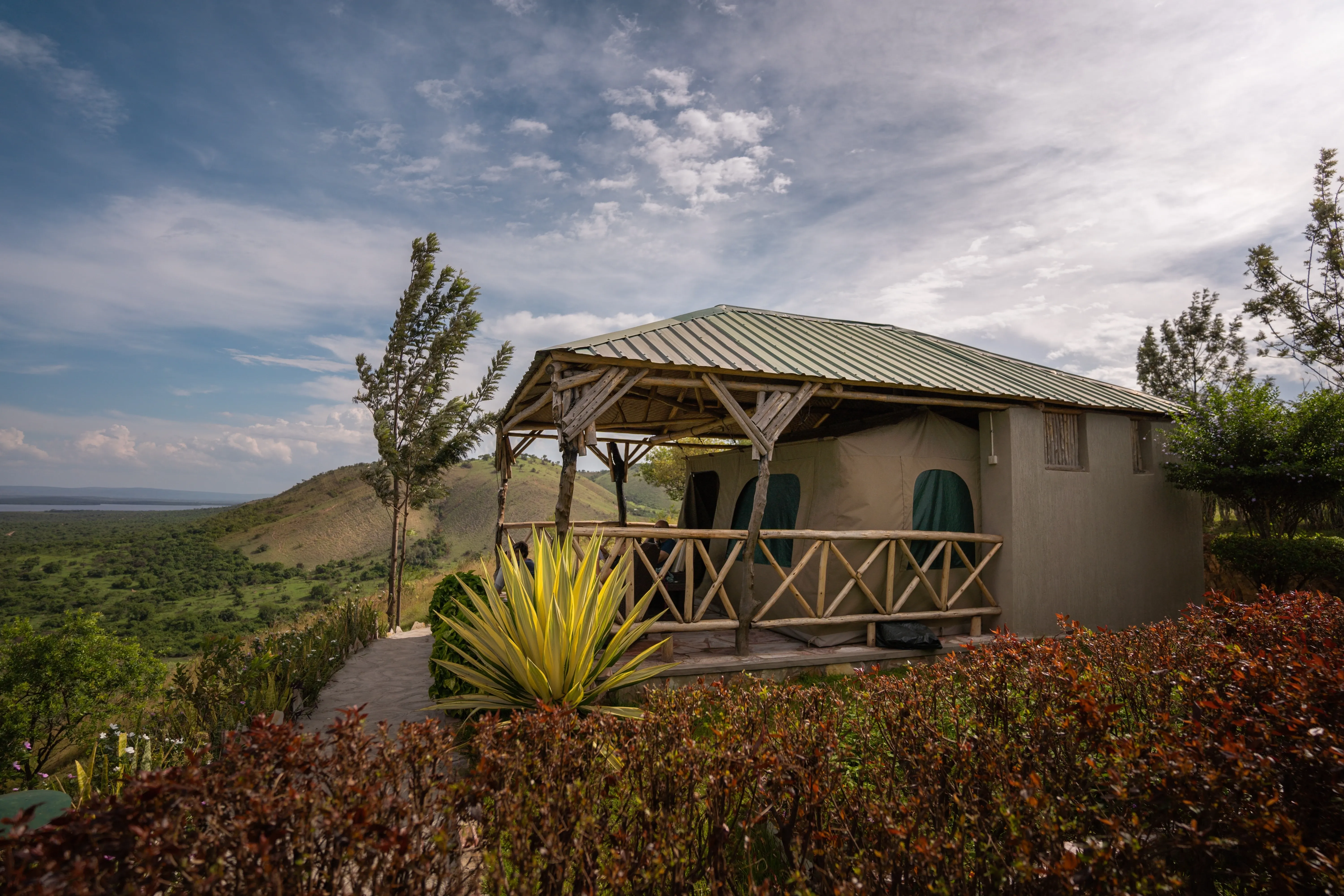 luxury tented camp uganda