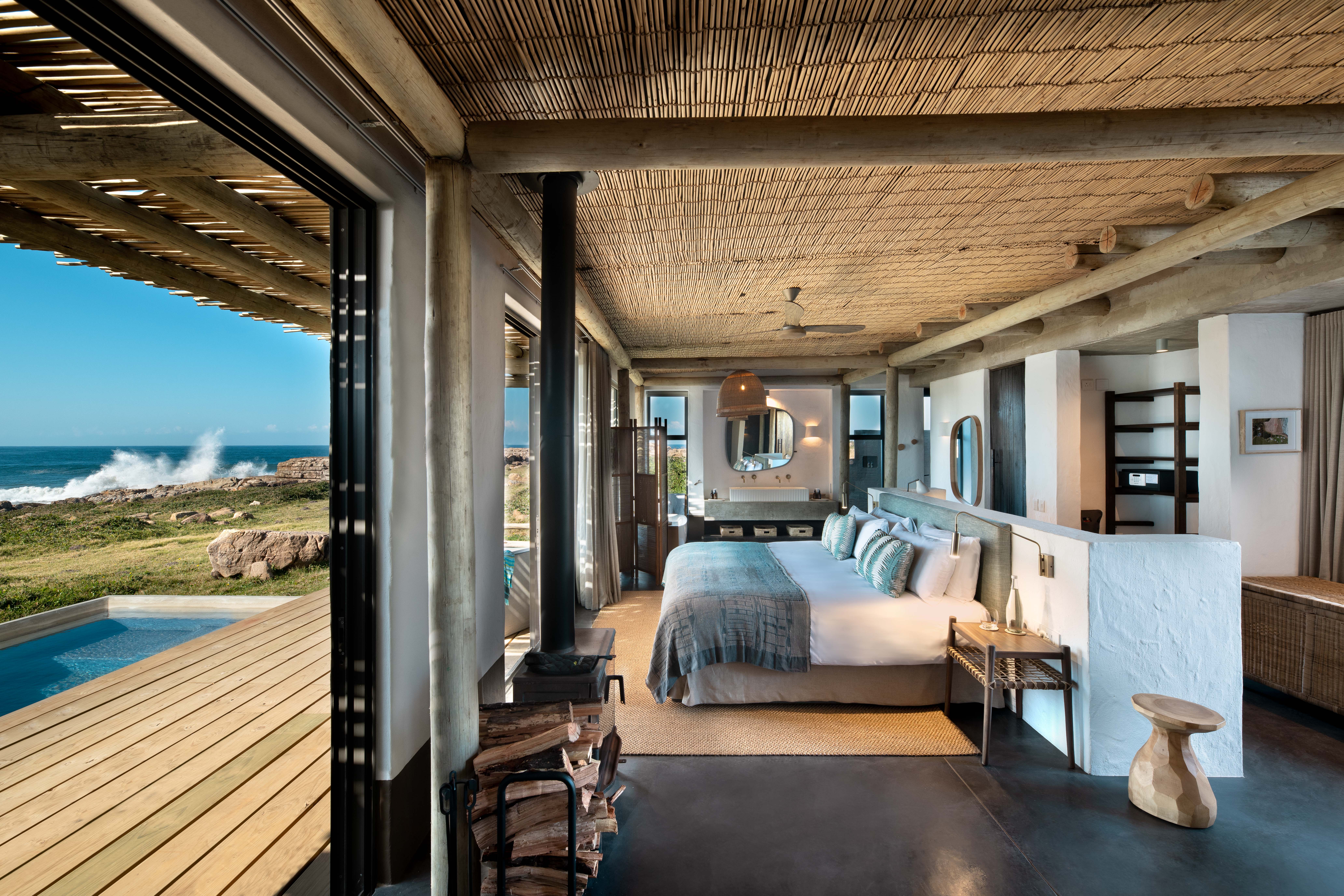 Gwegwe lodge inside accommodation