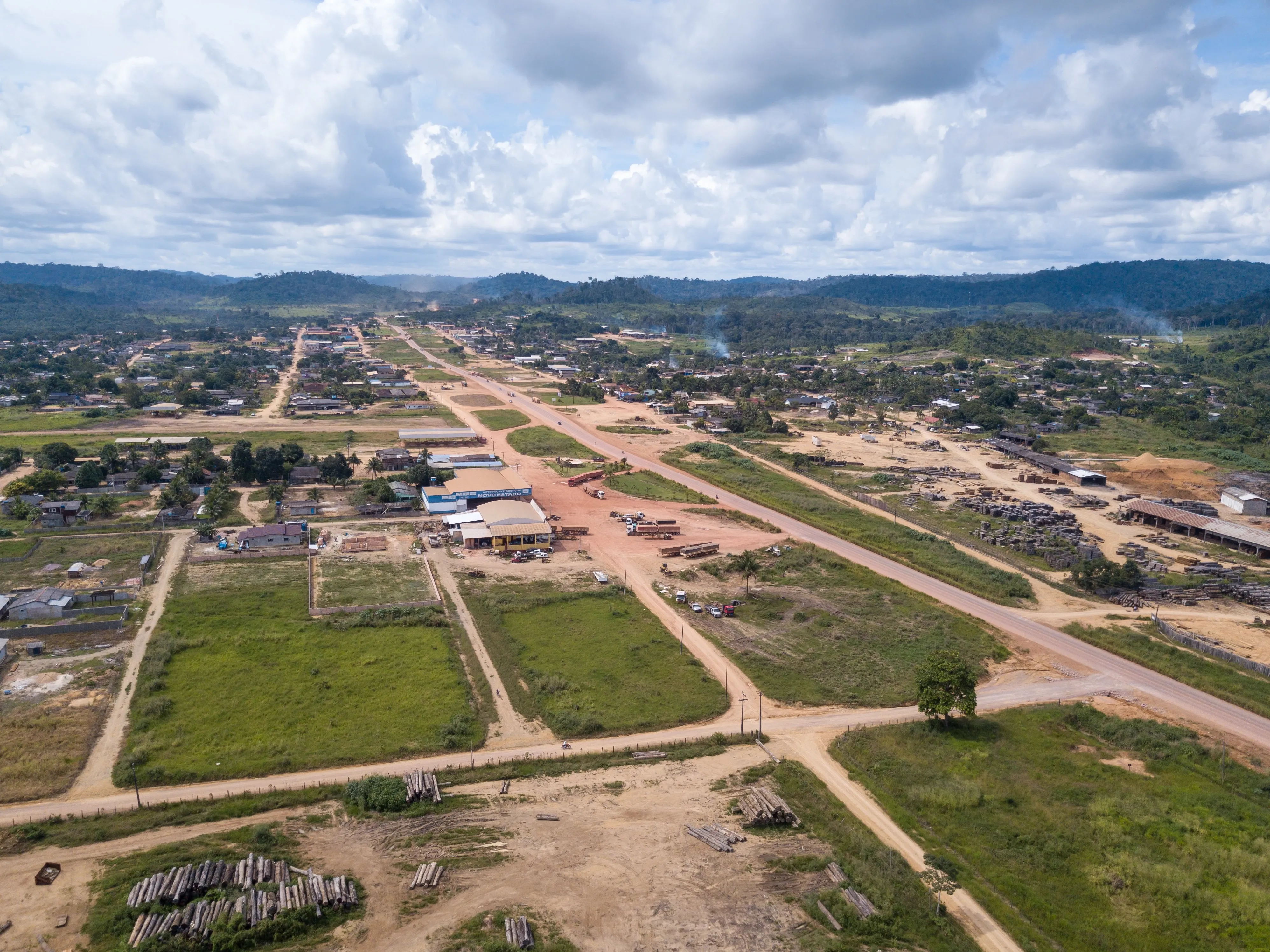 Eindringen in den Amazonas-Regenwald