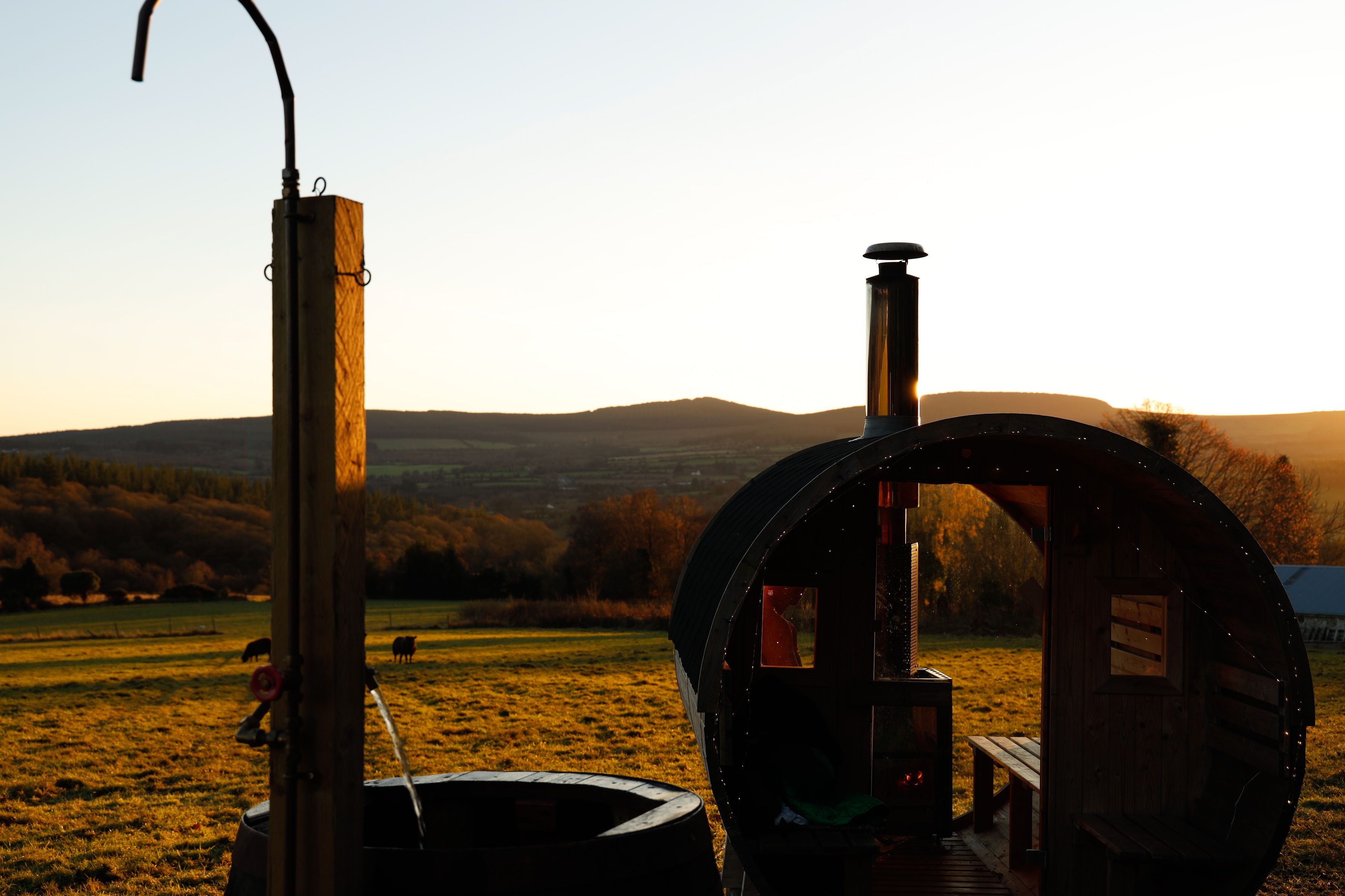 outisde perspective of cabin and bath