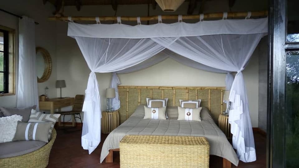 Queen Elizabeth National Park accommodation bedroom